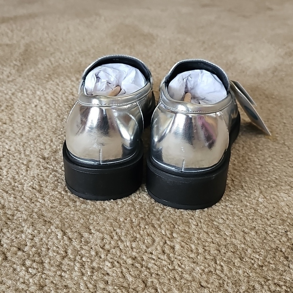 Jordan Women's Loafer Flats Silver Size 6.5 - Picture 4 of 4
